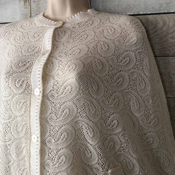 Vintage Lace Knit Paisley design fringe cape - Picture 7 of 13
